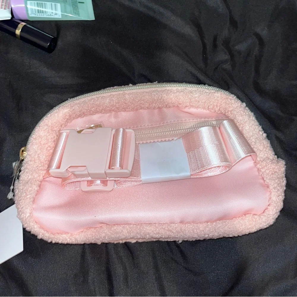 Bundle - Picture 2 of 2